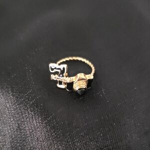 Chic Black and Gold Women's Ring
